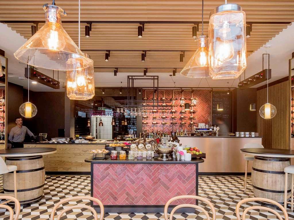 Hotel Ibis Styles Krakow East Restaurace fotografie